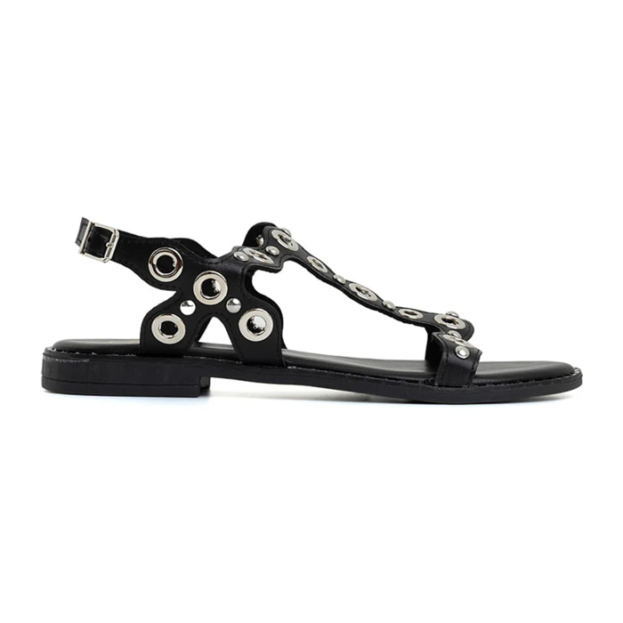 Sandalo flat con borchie traforate - NERO
