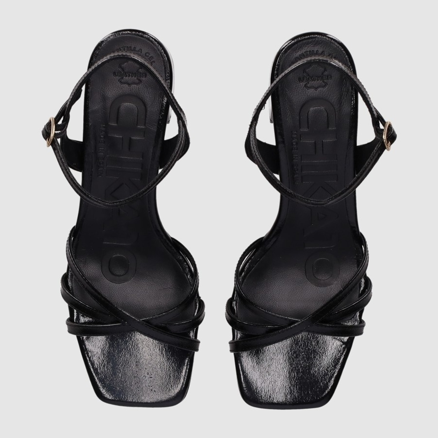 Sandalias - Negro - Tacón: 4 cm