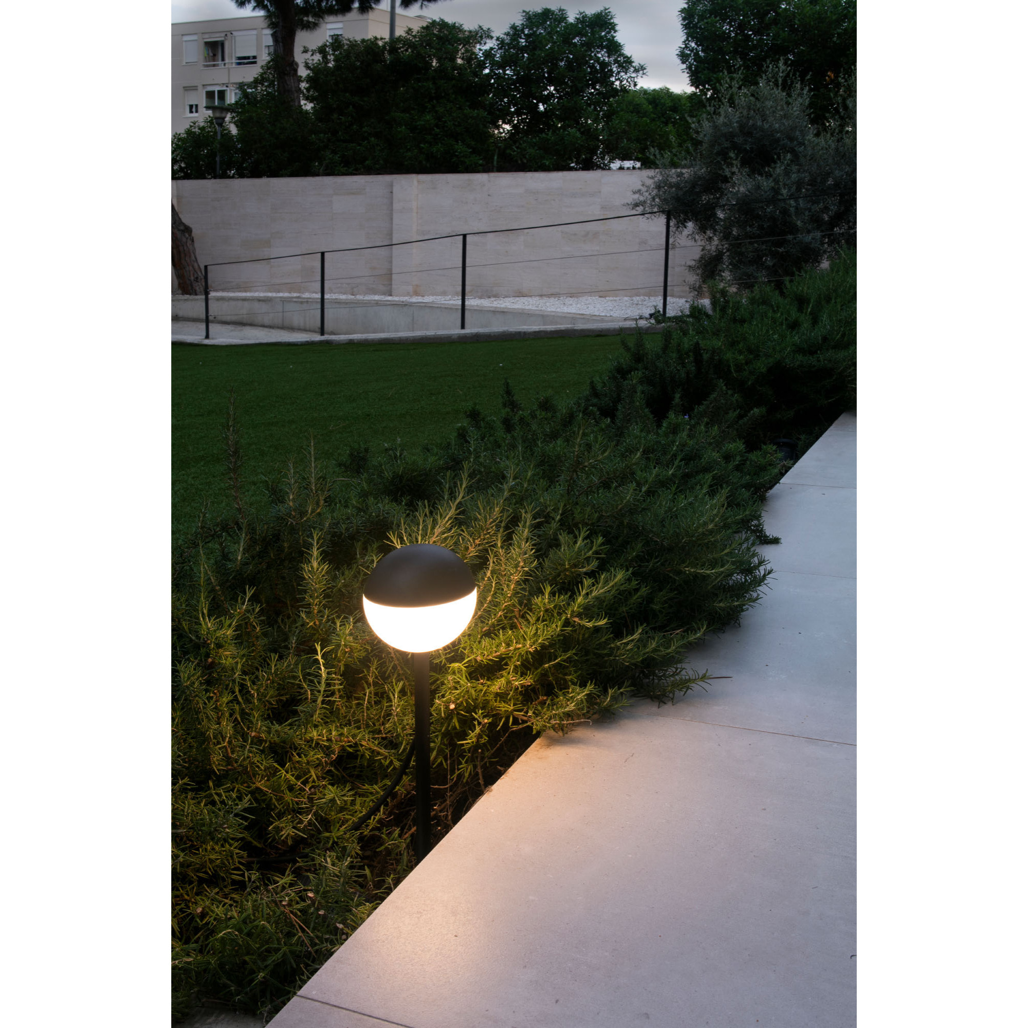 PICCOLA Lampe piquet noire