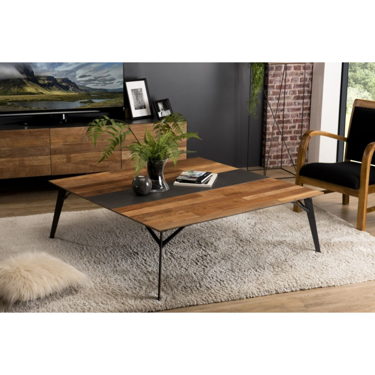 MAXENCE - Table basse carrée 120x120cm bois Teck recyclé métal et pieds métal noir