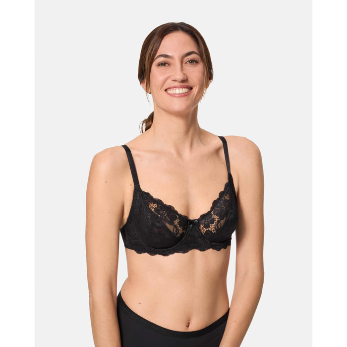 Sujetador de balconnet ultrafemenino atemporal que proporciona un escote seductor y hermoso.