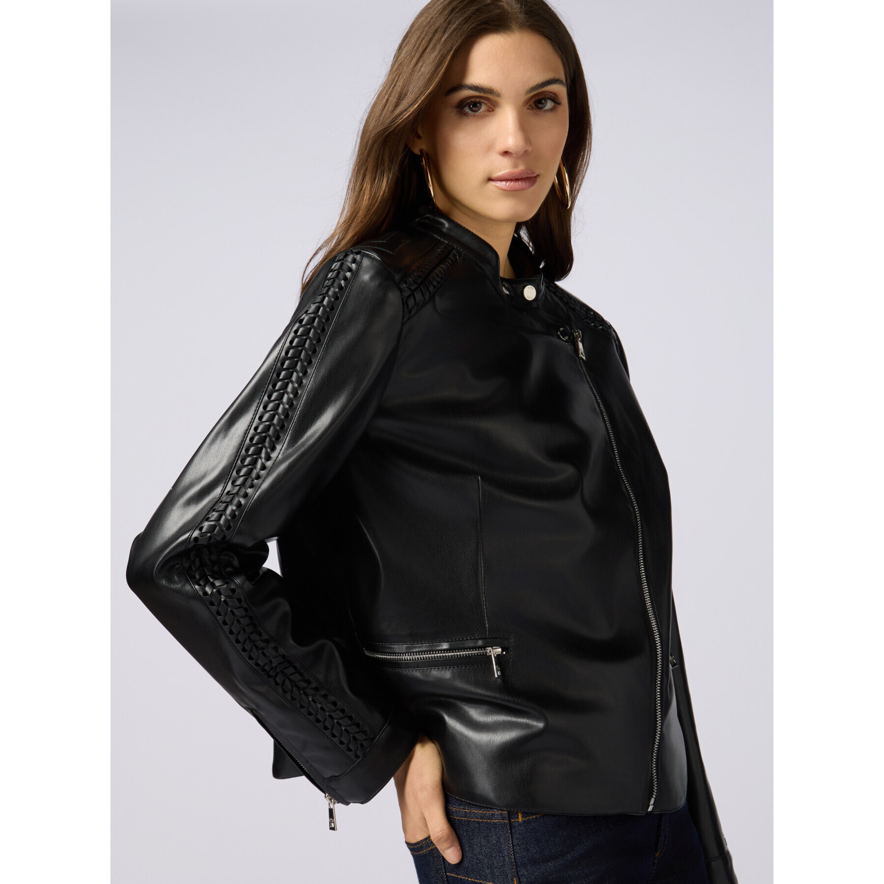 Oltre - Chaqueta de cuero estilo biker con detalles trenzados - Negro