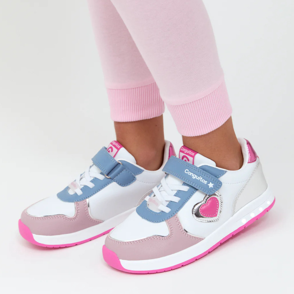 Zapatillas De Luces De Niña Barefoot Con Corazones