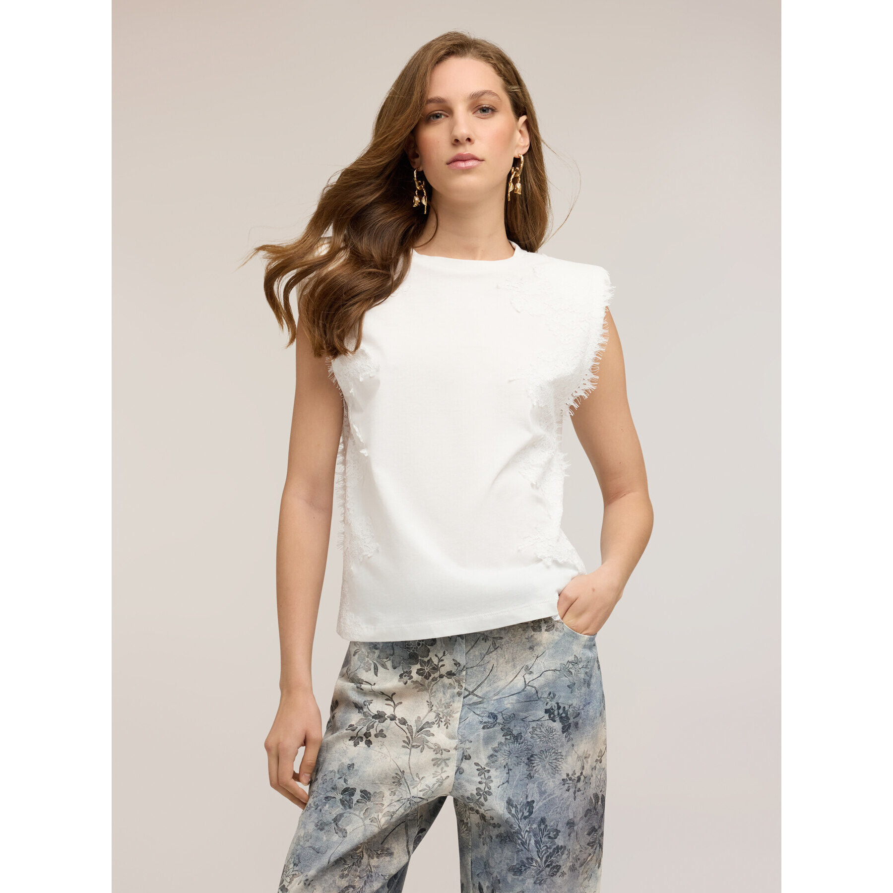 Motivi - T-shirt con inserti in pizzo - Bianco