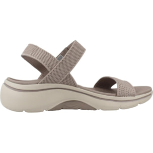 Sandalias Mujer Go Walk Arch Fit 2.0 Marron