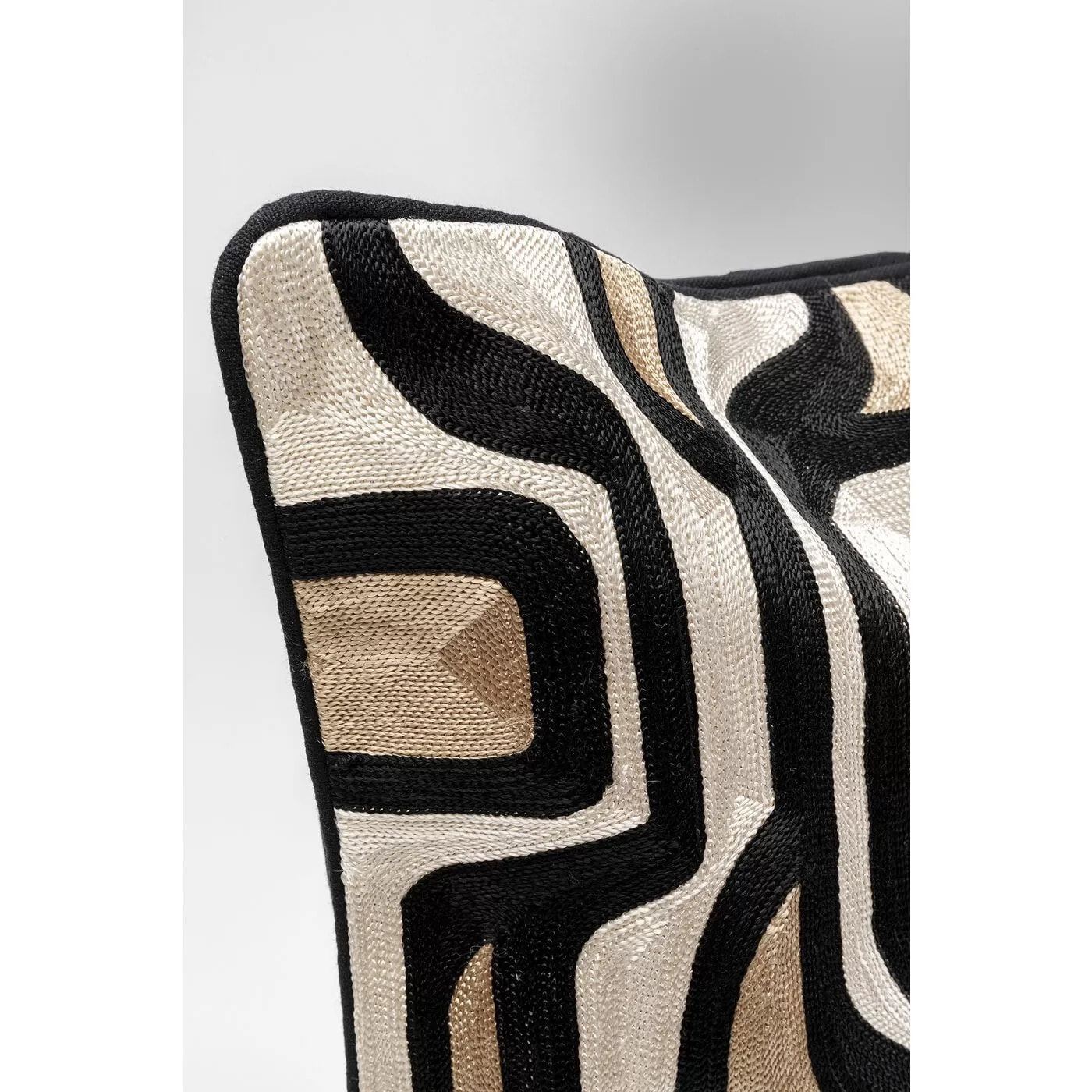 Coussin Labyrintho Line Kare Design