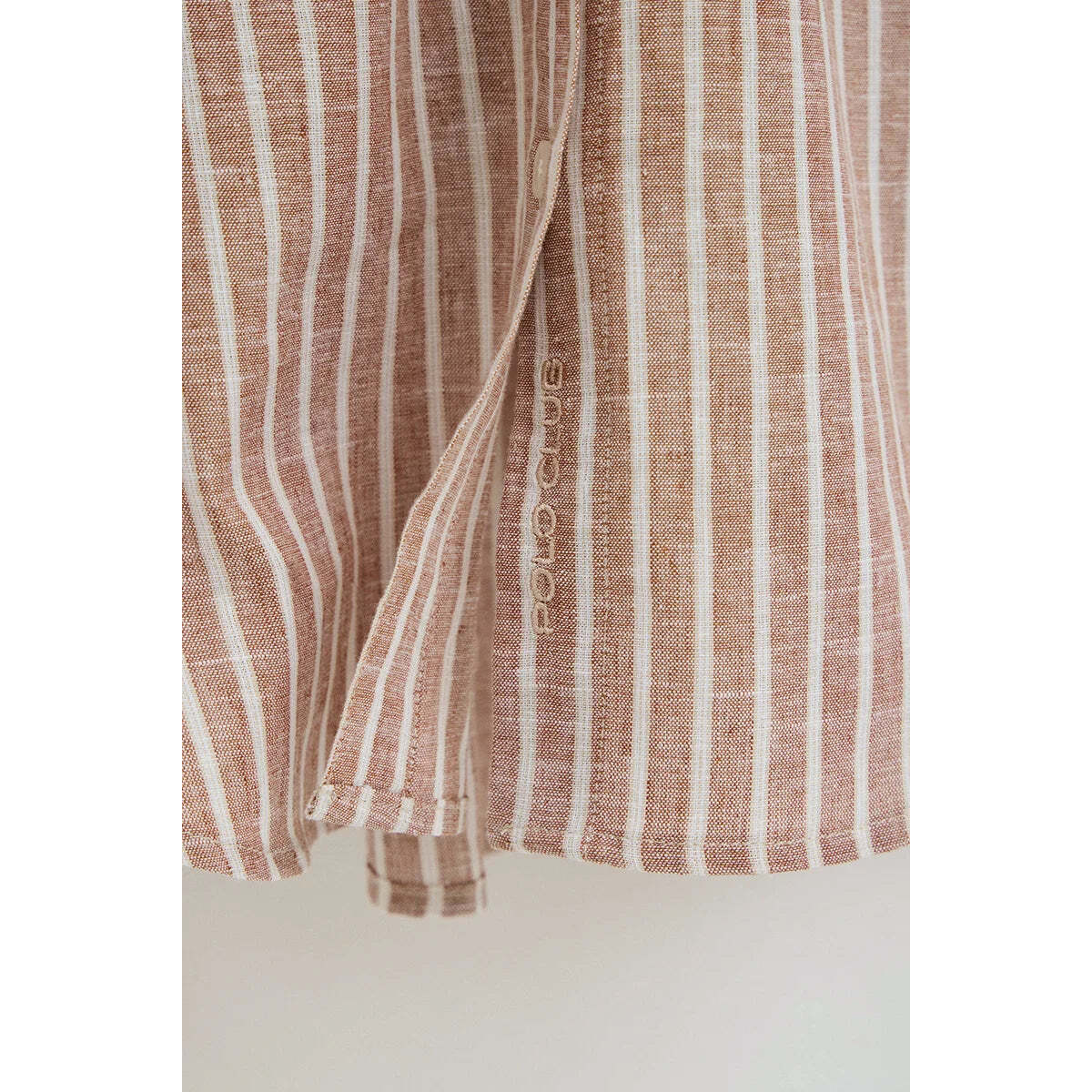 Camicia cotolino a righe terracotta regular fit con ricamo Polo Club