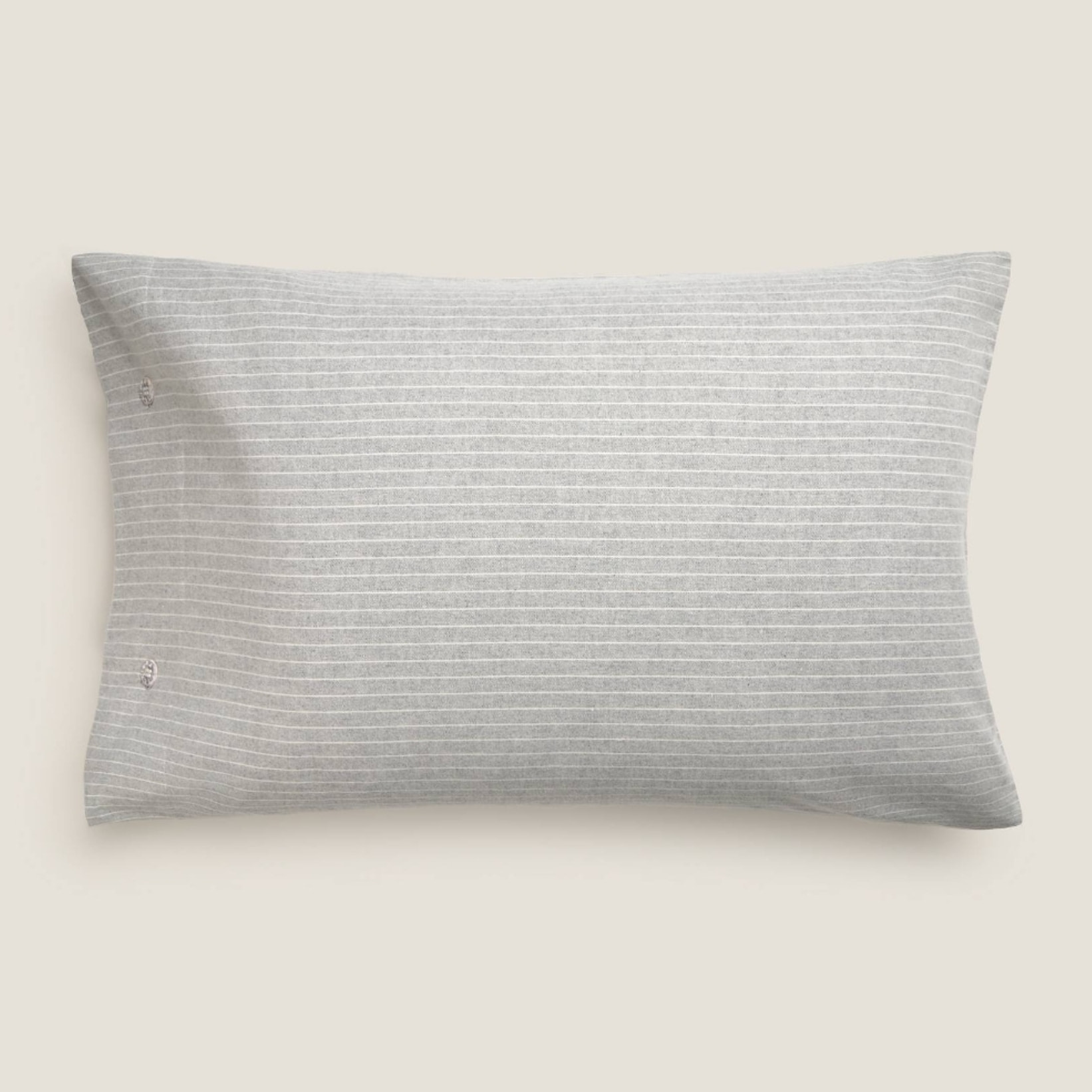 Funda de almohada de franela a rayas Gafray color gris Franela de algodón