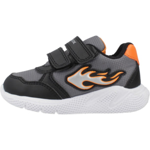 Zapatillas Niño de la marca GEOX  modelo B SPRINTYE BOY NEGRO