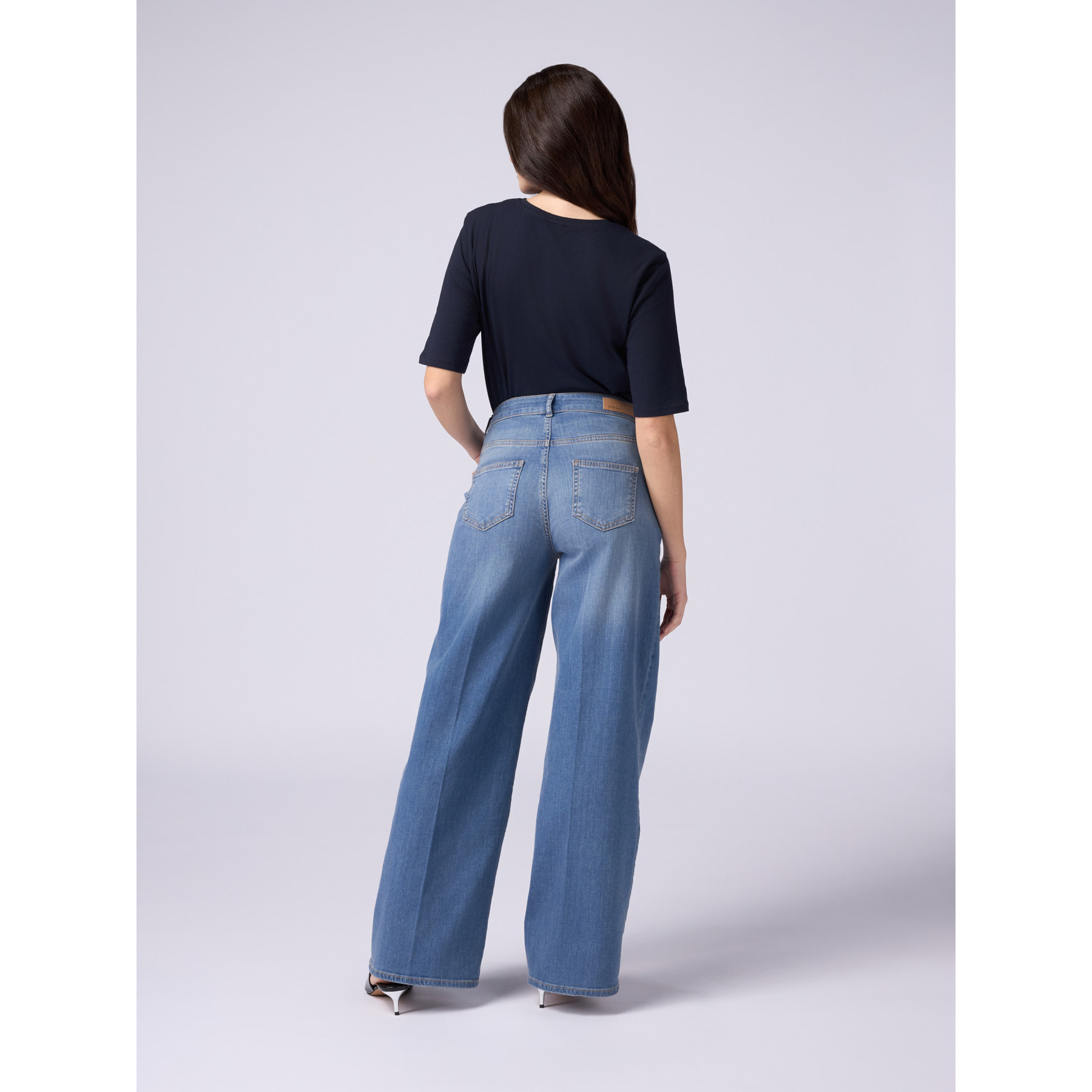 Oltre - Jeans wide leg con dettaglio catena - Azzurro