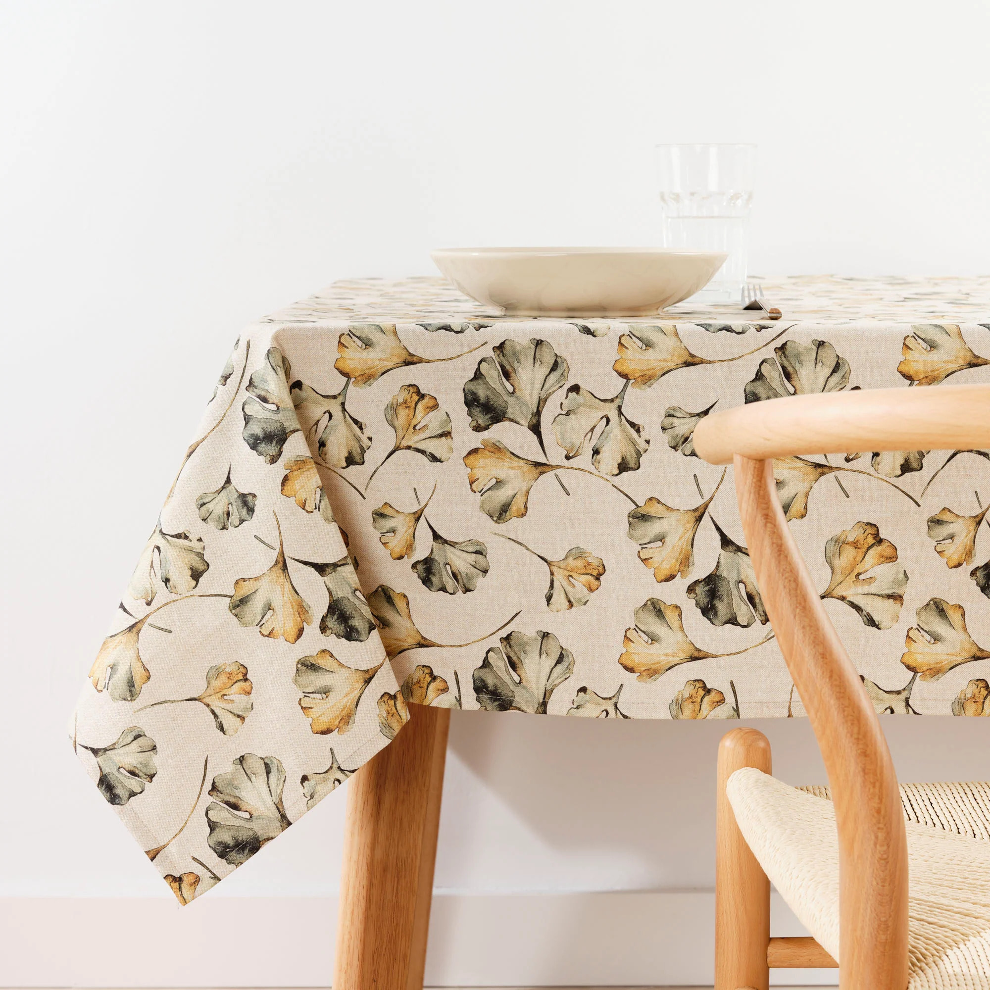 Nappe anti-taches au toucher tissu 0120-333