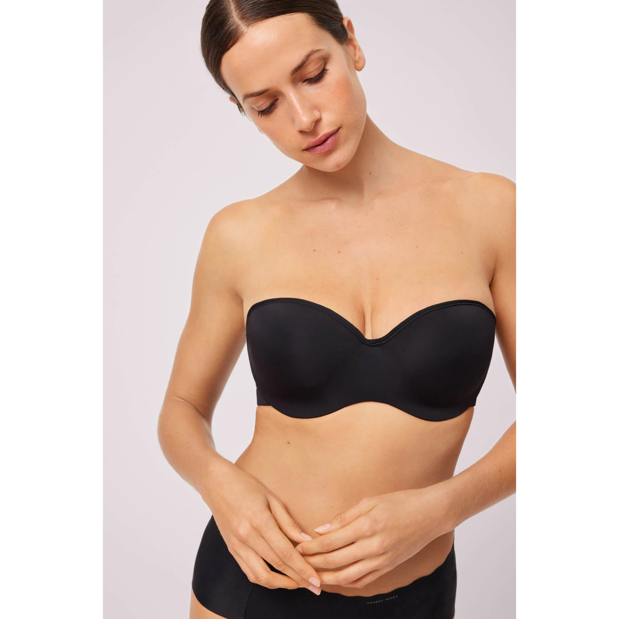 Reggiseno multiposizione nero senza spalline, coppe B e C