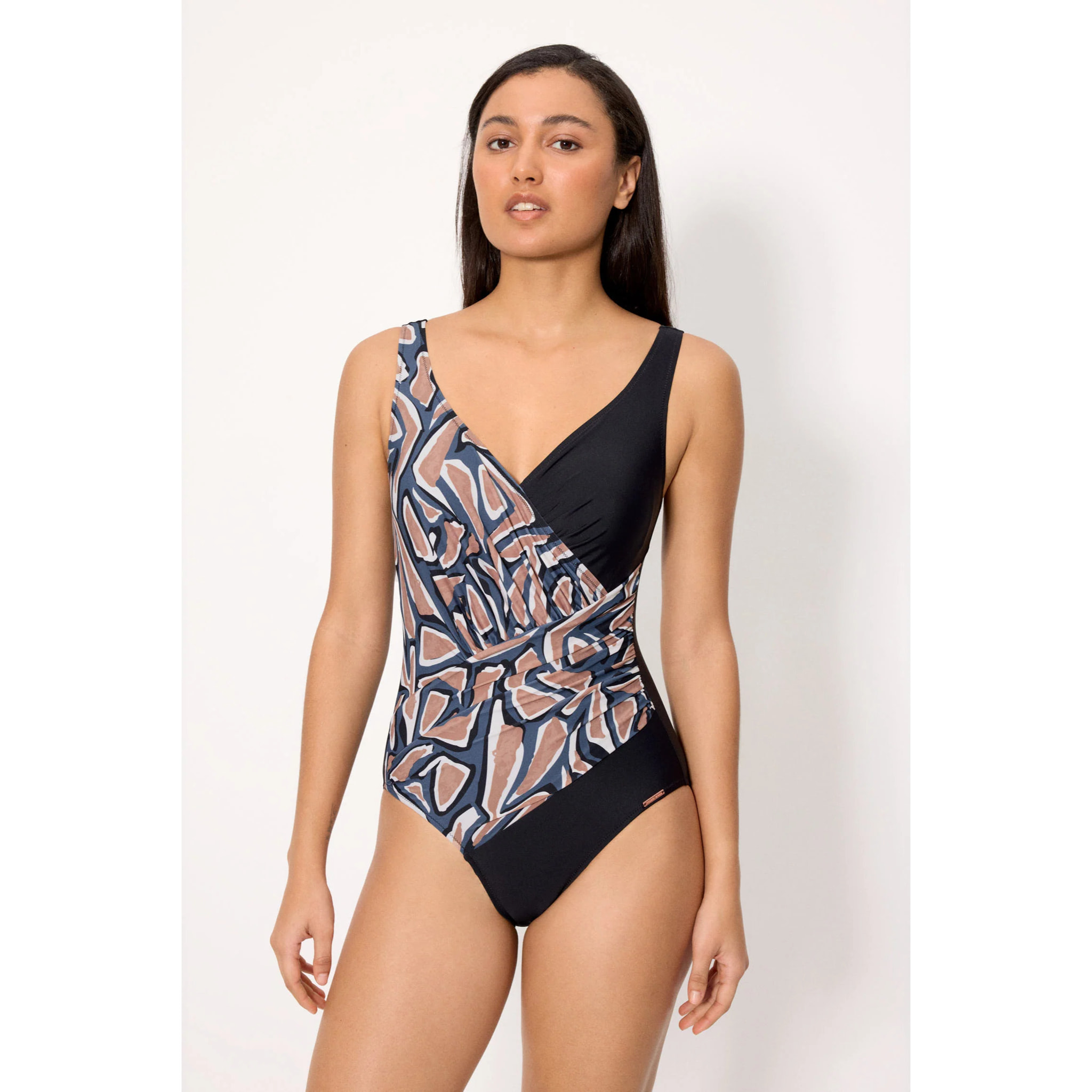 Costume da donna modellante