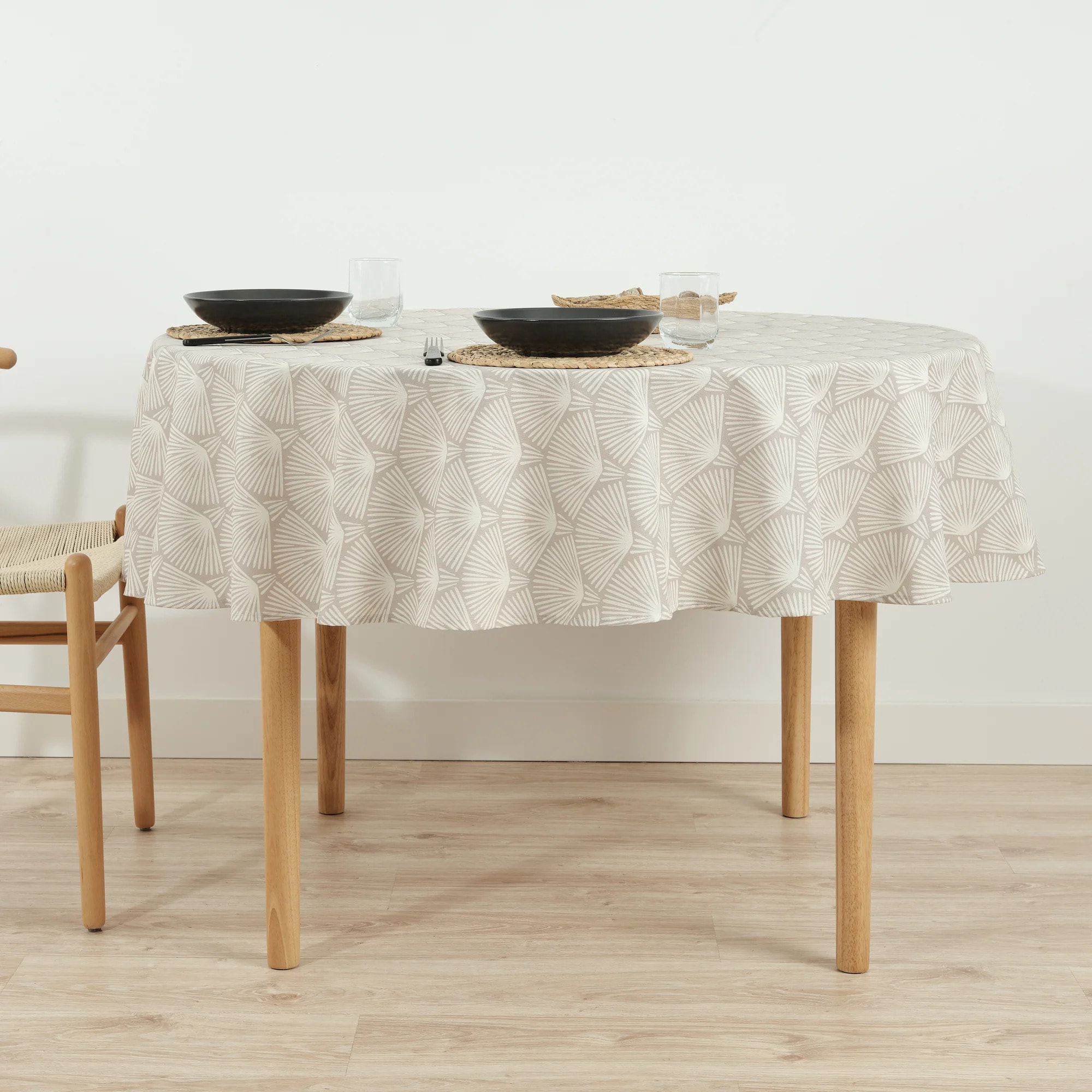 Nappe ronde en résine anti-taches 0120-182