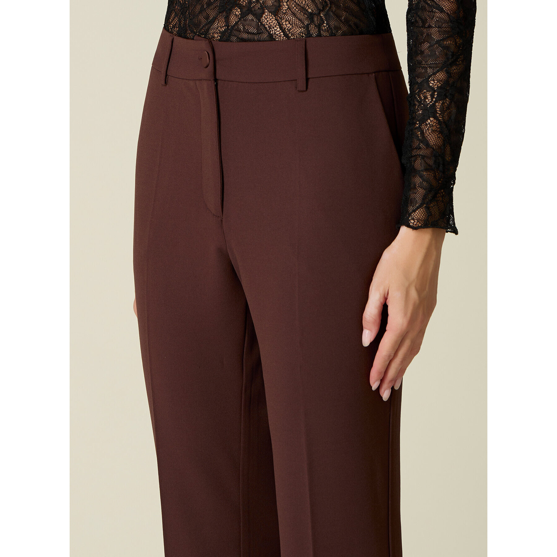 Oltre - Pantalones cropped de tejido crepé - Marrón