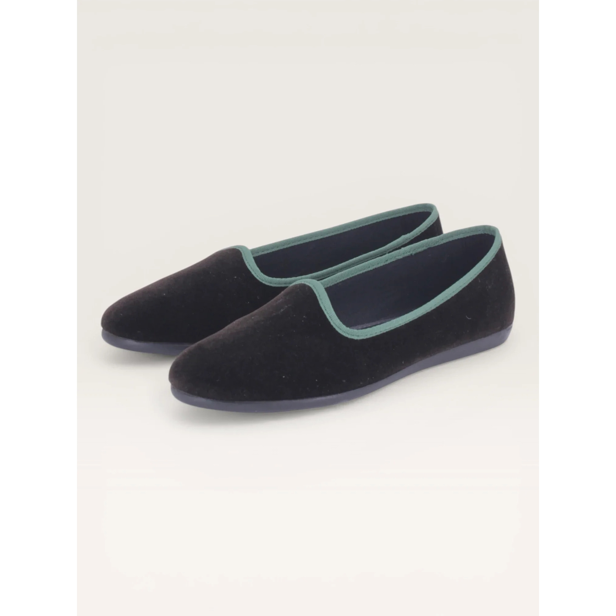 PAUSE BrownSageGreen