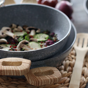 Sauteuse avec couvercle en aluminium 28cm - tous feux CANNELLE