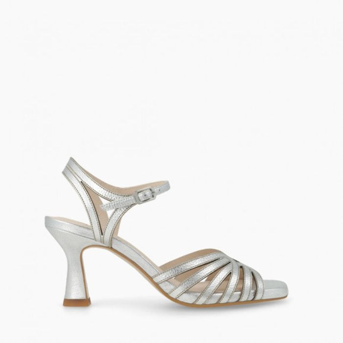 SANDALIAS PLATEADAS LUKEN