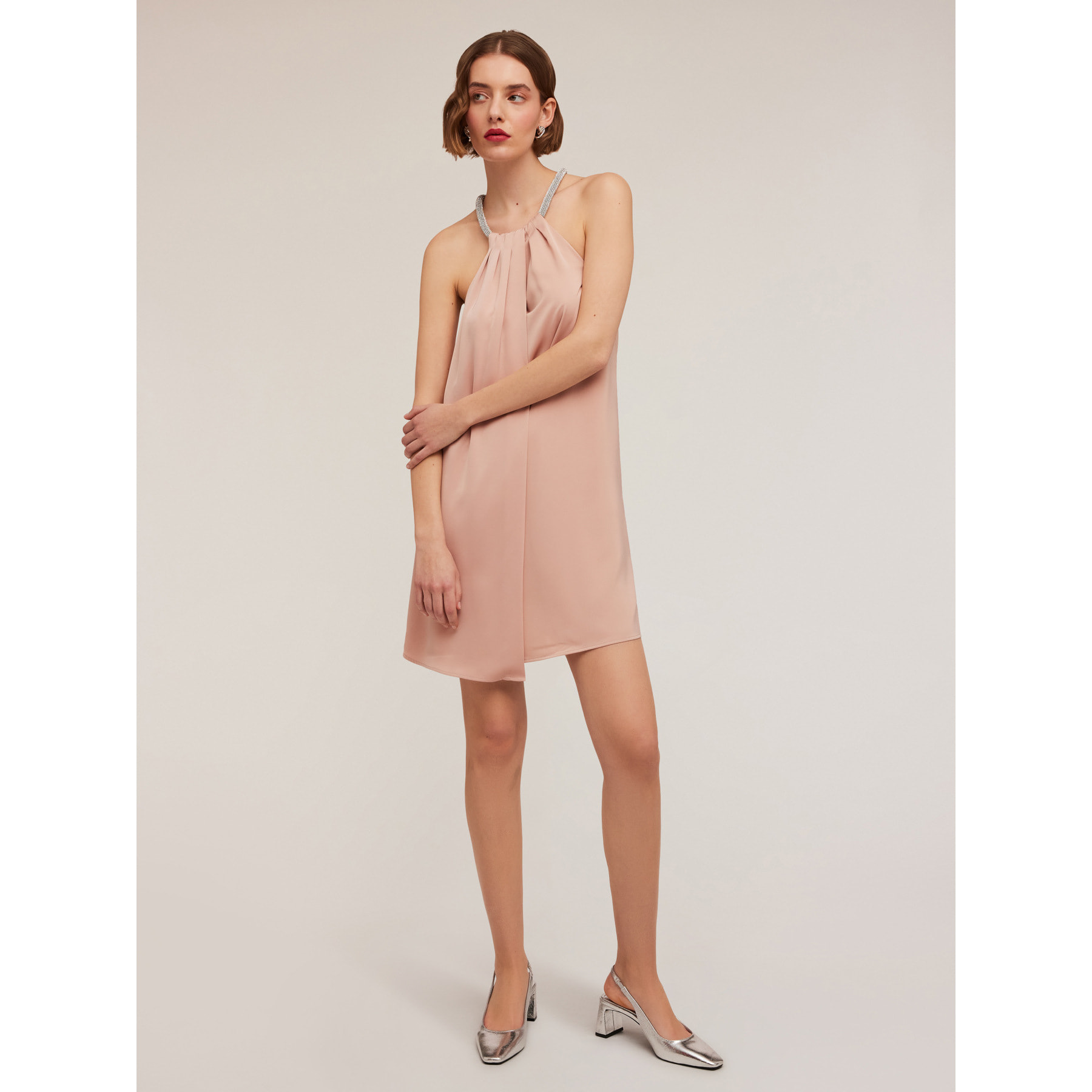 Motivi - Minivestido de raso con detalle de collar - Rosa