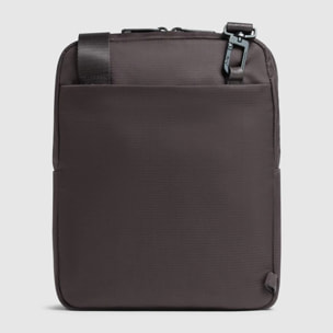 Piquadro Borsello porta iPad® in tessuto riciclato e pelle con protezione RFID