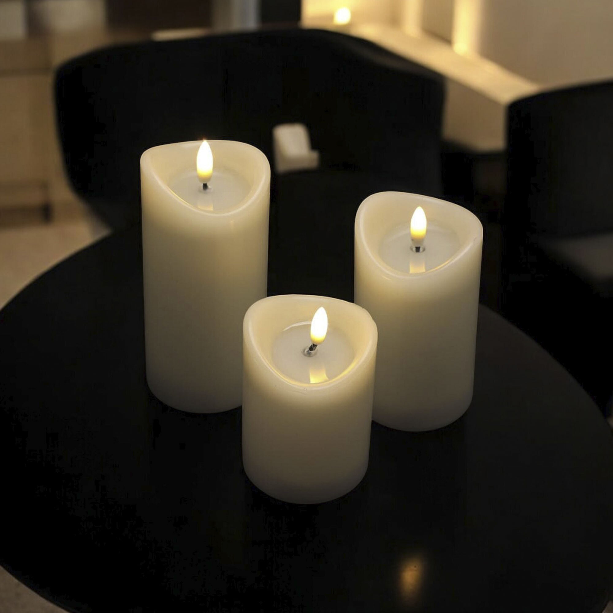 juego de 3 velas led con efecto gelatina en color marfil y tamaños variados