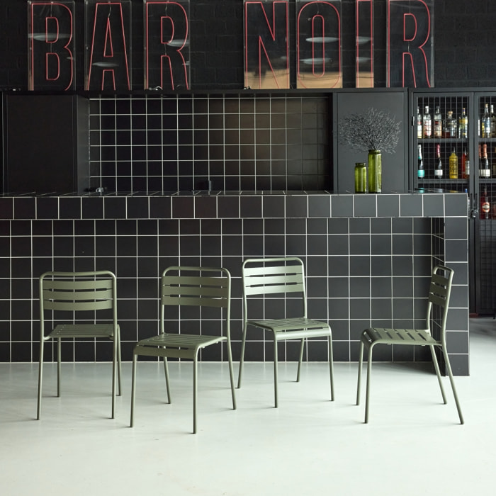 Lot de 4 chaises de jardin acier. 4 places. kaki. Amelia. L44 x P52 x H79cm