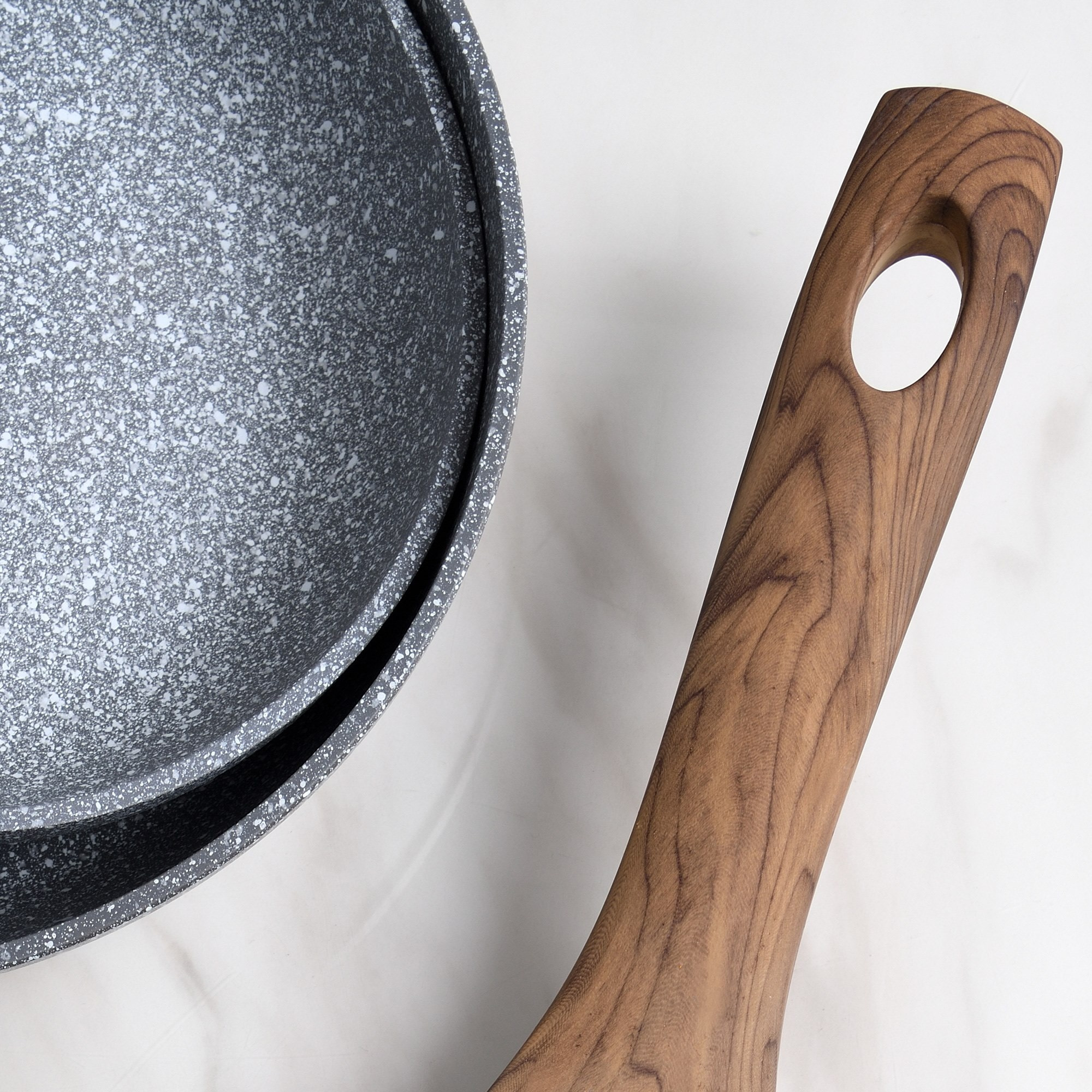 Pack 6 sartenes y utensilios de cocina SAN IGNACIO Daimiel