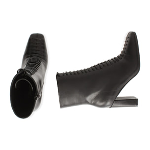 Ankle boots negras, tacón 8,5 cm