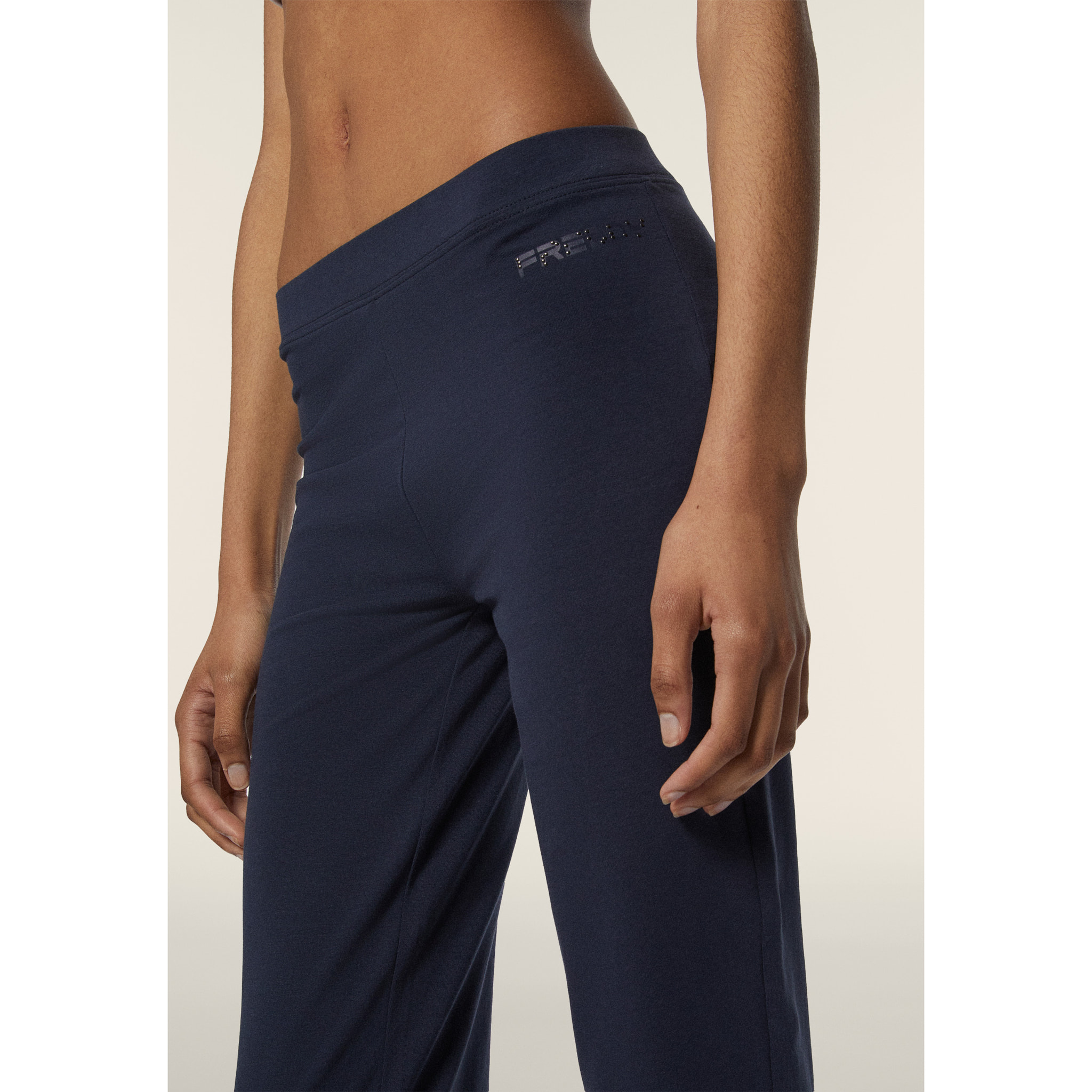 Pantaloni donna regular fit in jersey con gamba dritta