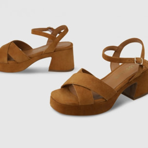 SANDALIAS MARRONES NA4801