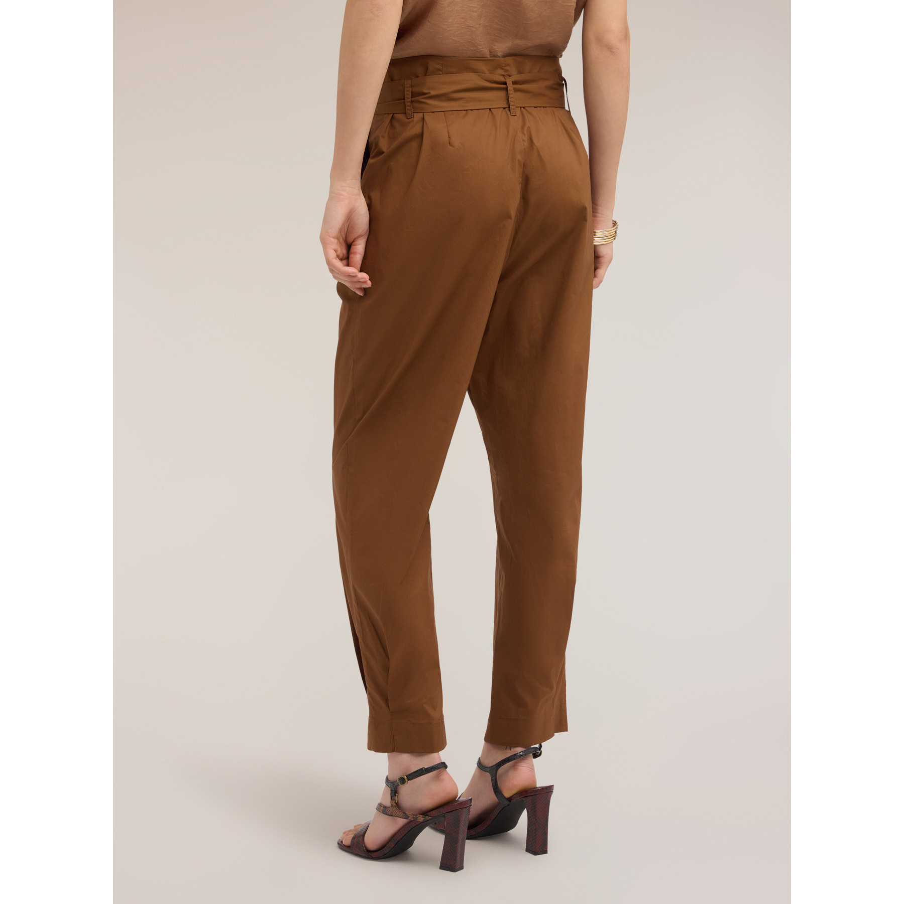 Motivi - Pantaloni in popeline con vita paper-bag - Marrone