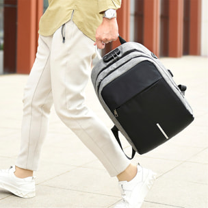 DAM Mochila multi compartimento, porta Laptop 13,3". Capa impermeable. Bloqueo de cremalleras. Toma USB externa. 29x16x43 Cm. Color: Gris