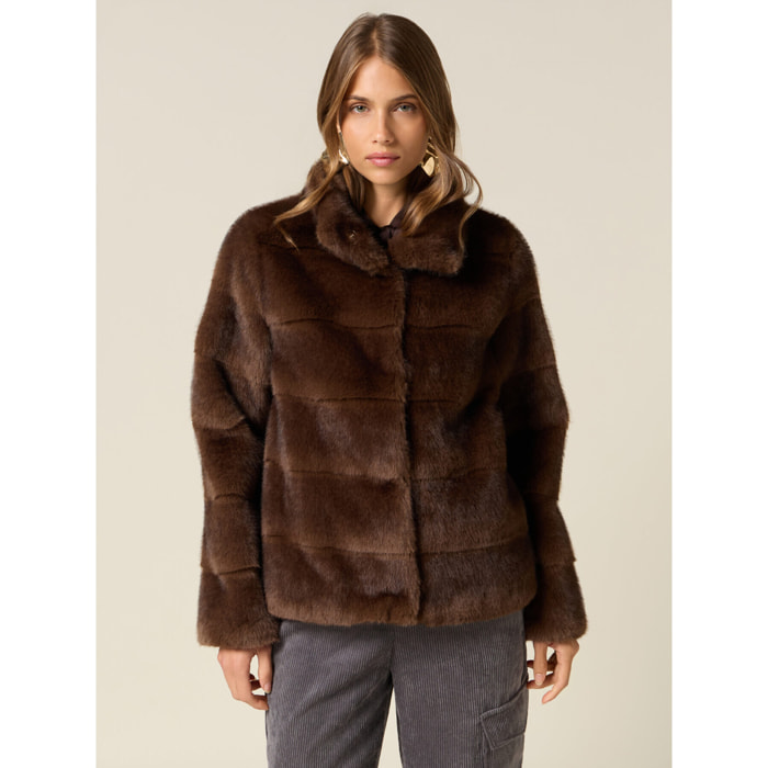 Oltre - Chaqueta corta efecto peluche - Marrón