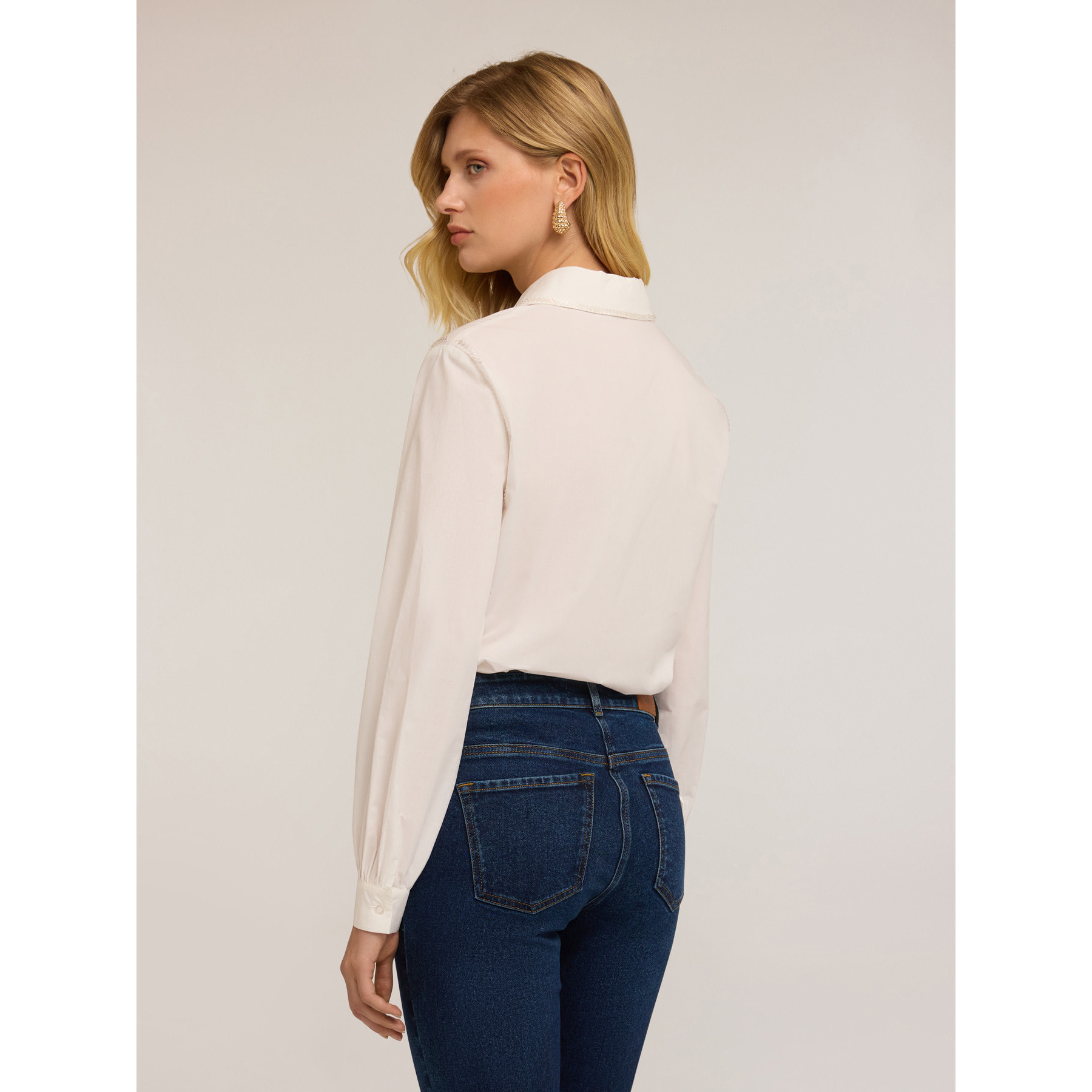 Motivi - Camicia con ricami di canottiglie - Bianco