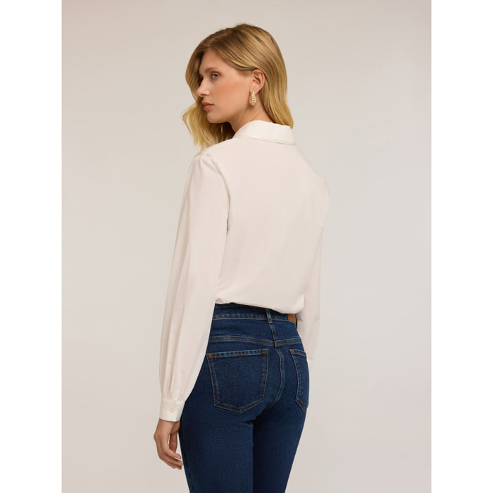 Motivi - Camicia con ricami di canottiglie - Bianco