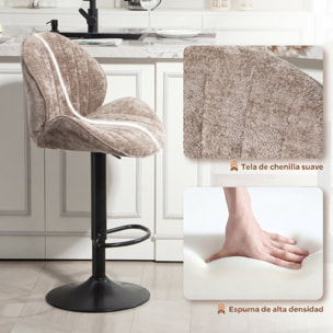 HOMCOM Juego de 2 Taburetes de Bar Giratorios, Taburetes Altos de Cocina con Altura Ajustable 62-83 cm, Sillas Altas de Cocina, Tapizada en Chenilla, Respaldo y Reposapiés, Marco de Acero, Marrón Moca