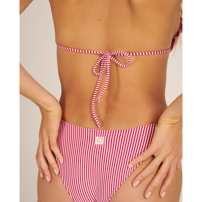 Top de bikini triángulo con pequeño volante y estampado de rayas