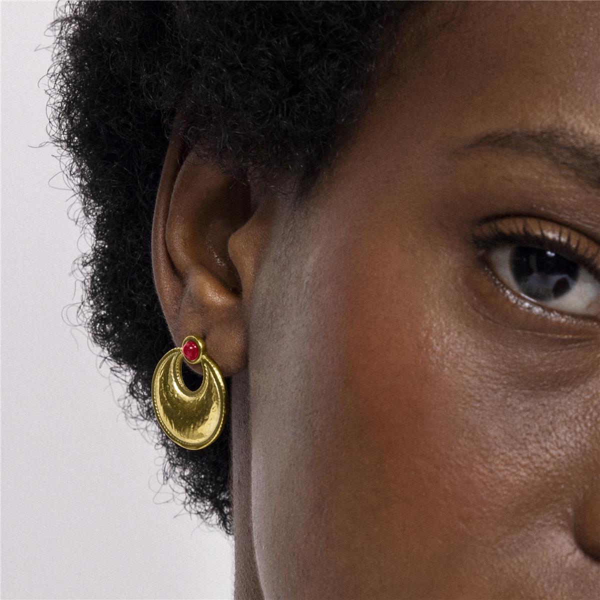 Pendientes Lux by Lux acabadoss oro 18k