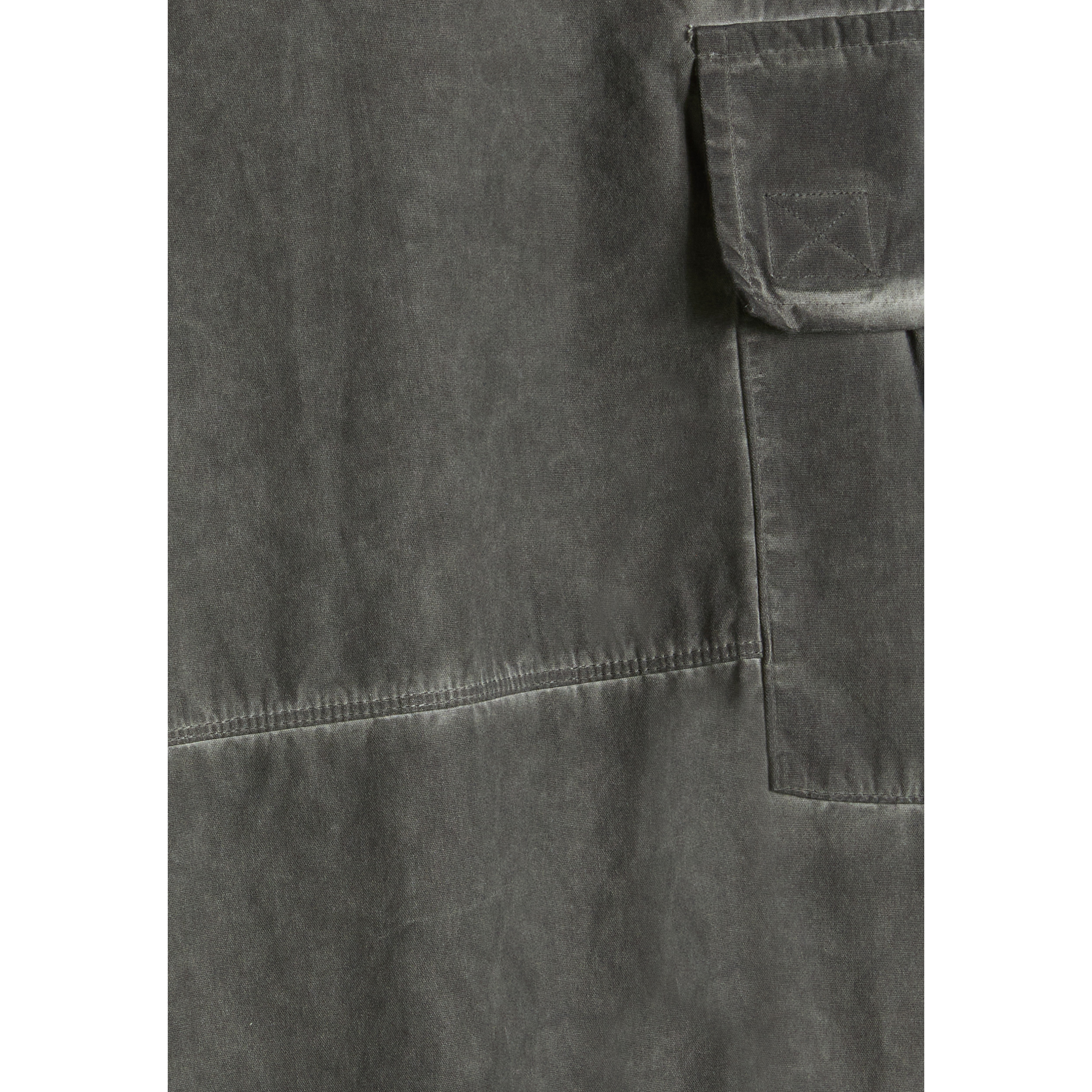 Pantaloni cargo in canvas tinto capo cold dyed