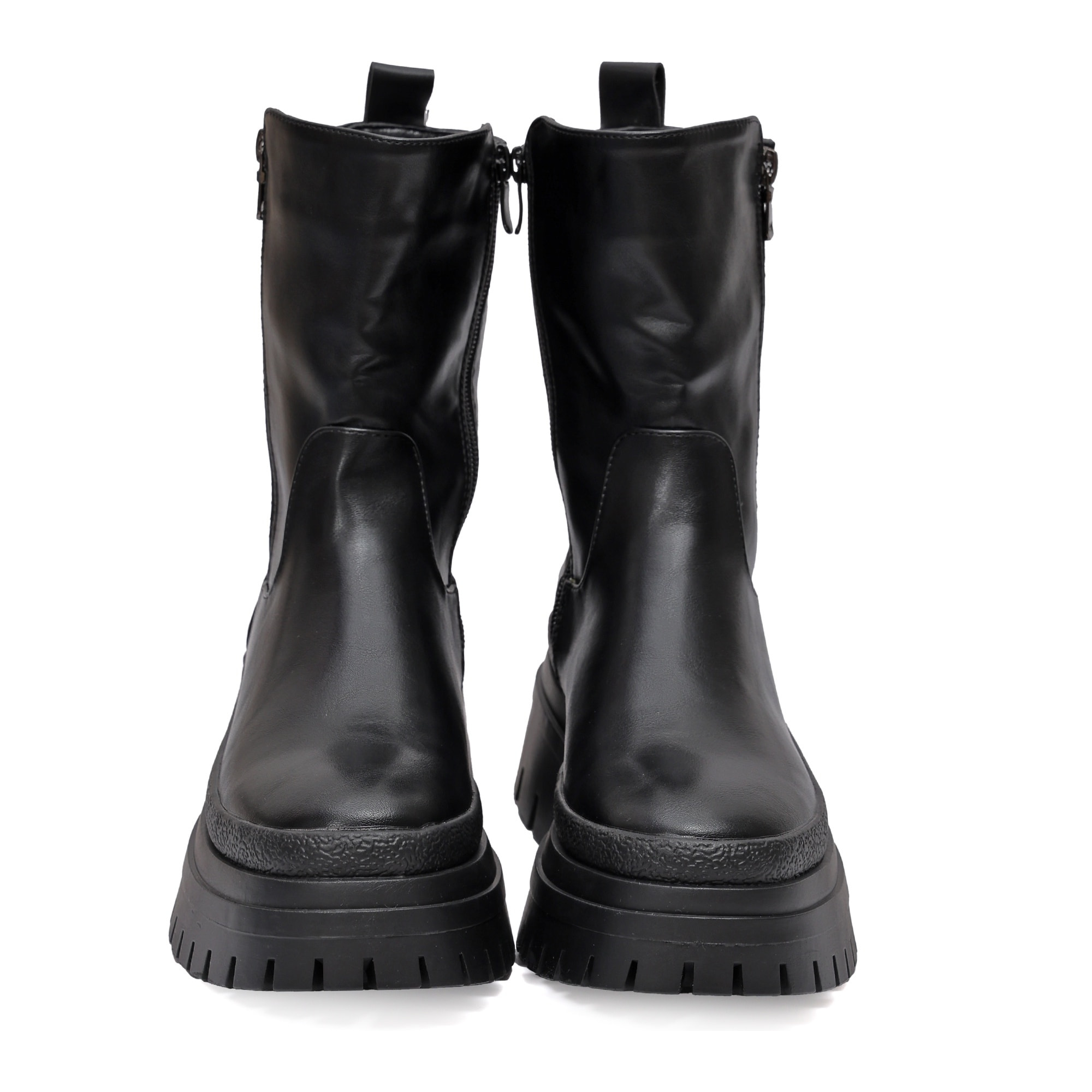 Stivaletto in simil pelle con cintura finta