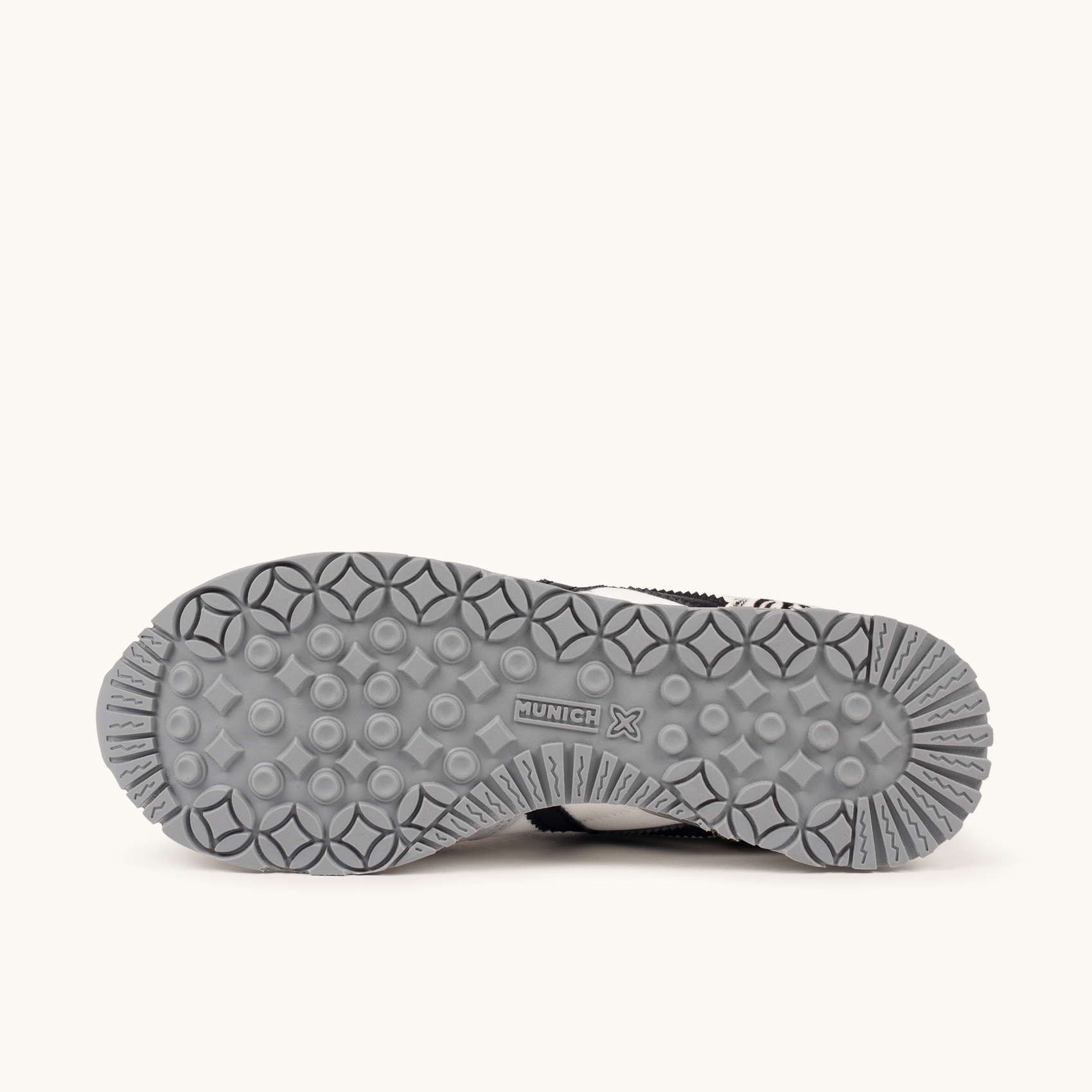 Zapatilla Sport Chic con Detalle Zebra MUNICH SUNSET 64