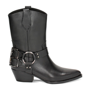 Botines negros de cuero