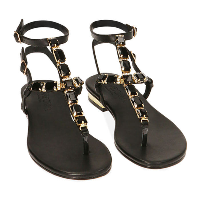 Sandalias planas con pedreria negras