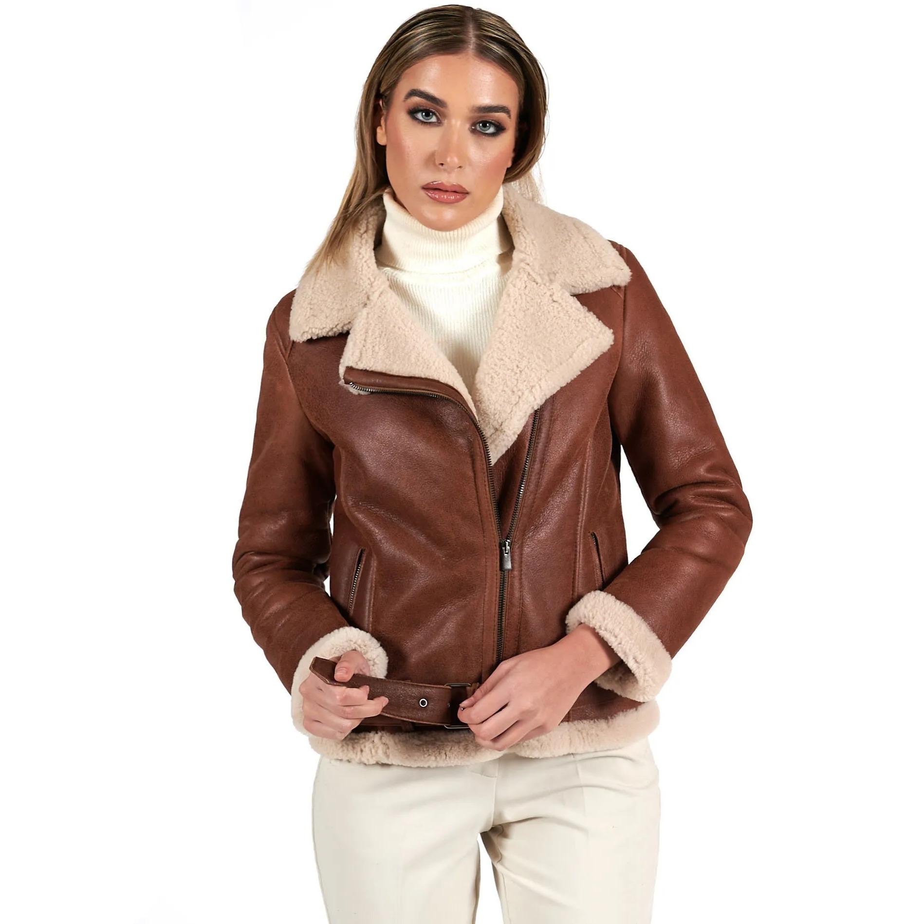 Montone shearling cuoio con cintura e cerniera trasversale