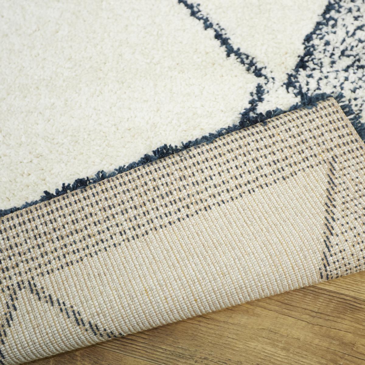 Tapis salon et chambre tissé motif berbère TODE