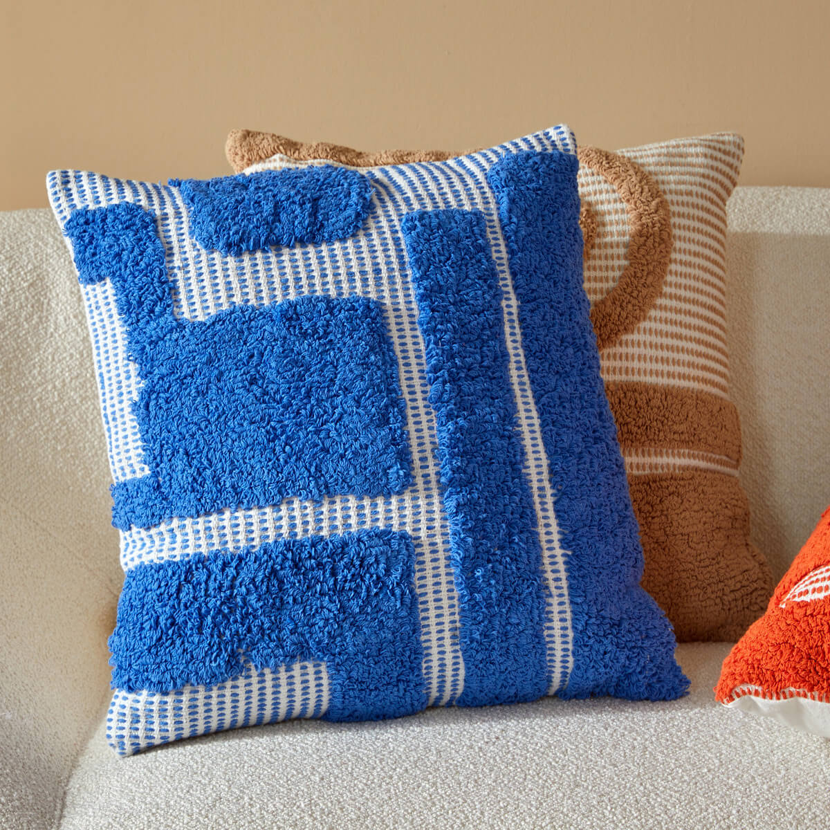Coussin "Poppy" coton tufté bleu clair 50x50cm