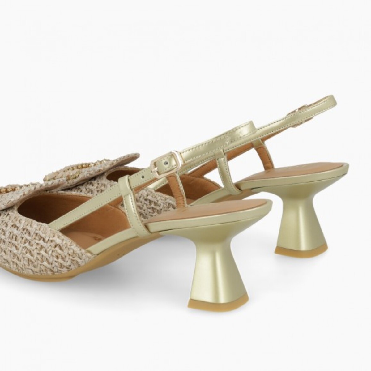 ZAPATOS DE SALÓN DORADOS KYOKO