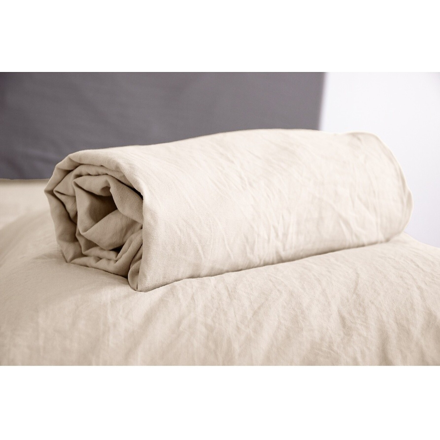 Drap Housse Microfibre Lavee - Bonnet 28cm Beige Sable