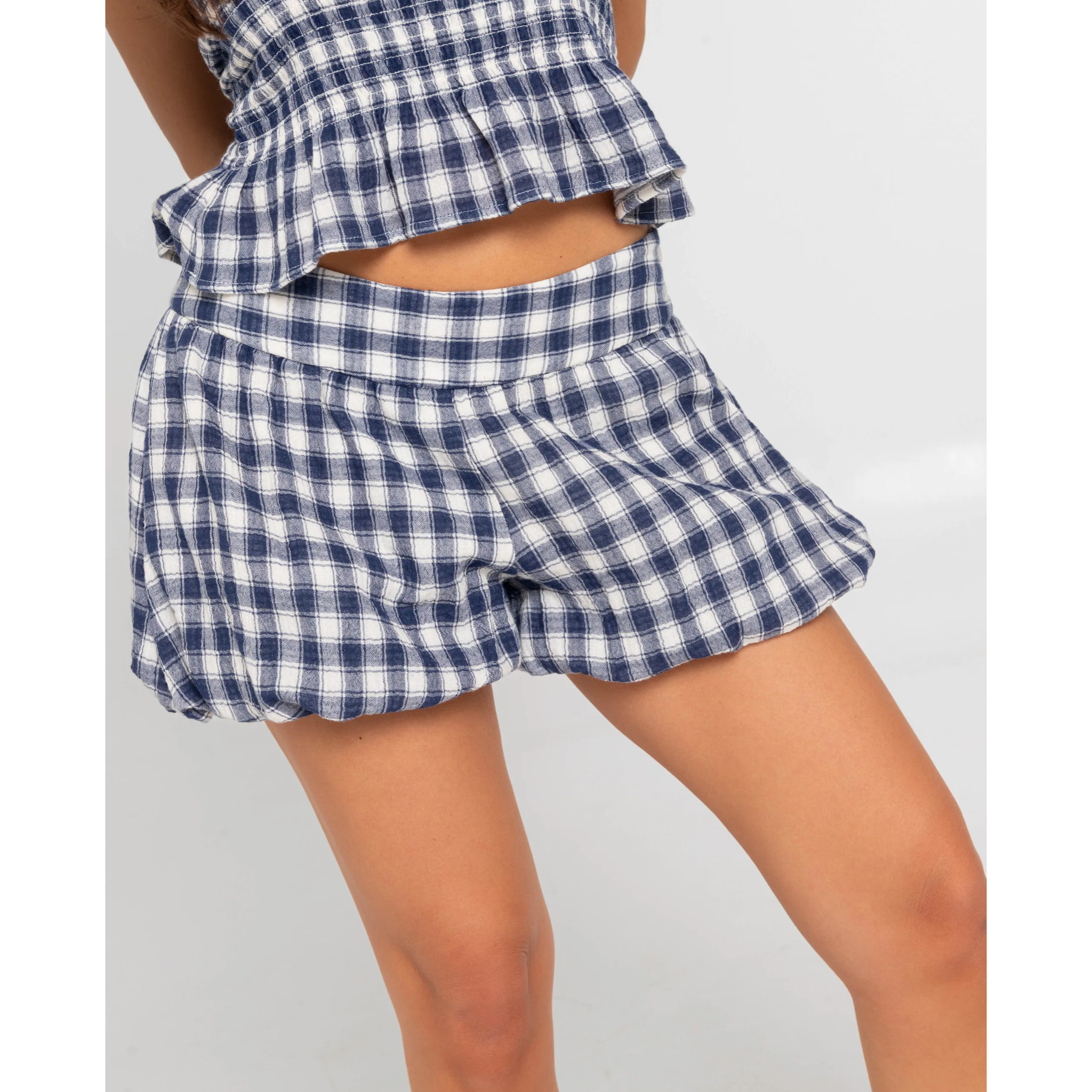 Shorts de mujer abullonados con cuadros