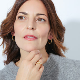 Anillo LUX BY LUX acabado oro amarillo 18k